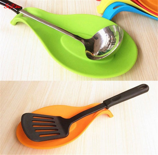 Multipurpose Silicone Spoon Rest Pad Food Grade Silica Gel Spoon Put Mat Device Kitchen Utensils kitchen dishes 5Z